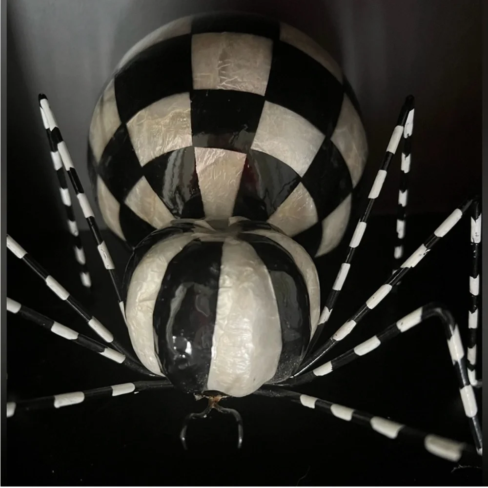 Mackenzie-Childs Spider - Courtly Capiz Spider NEW with original box! 🖤🤍